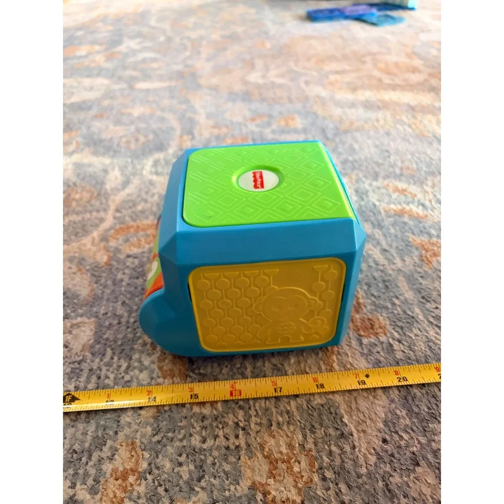 Fisher-Price Spin 'n Surprise Lion Musical Jack-in-the-Box Baby Toddler Toy